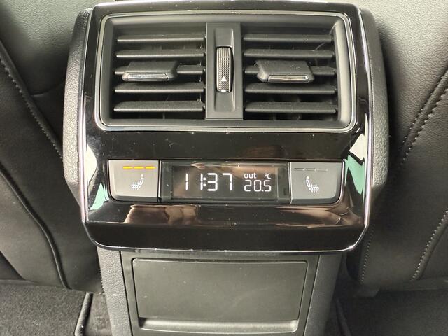 Skoda SUPERB Combi BWJ 2023 1.4 TSI iV 157 PK Business Edition Plus TREKHAAK / APPLE CARPLAY / ANDROID AUTO / NAVI / CLIMA / ADAPTIVE CRUISE / ELEKTRISCHE STOEL / STOELVERW. / STUURVERW. / HALF LEDER / DAB / CAMERA / KEYLESS / LMV / PDC