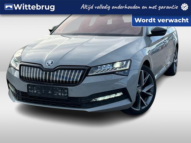 Skoda SUPERB Combi 1.4 TSI 218pk DSG iV Sportline Business / Panoramadak/ Elek. Zwenkbare Trekhaak / Memory Seats / Virtual Cockpit / Camera / Elek Achterklep / LED Matrix / 19" LMV