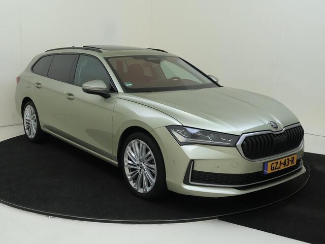 Skoda SUPERB Combi 1.5 TSI MHEV Business Edition Lederen bekleding | Massagestoelen | verwarmde voorruit | Panorama schuif kantel dak | Stoel en stuurverwarming | Privacy glass