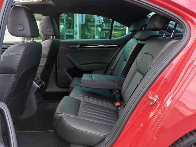 Skoda SUPERB 1.4 TSI iV DSG Laurin & Klement | Navi | Apple Carplay | Adap.Cruise | Leder+Verwarmd+Elek.Vesrtel | Panorama Schuifdak | Keyless Entry | Led Matrix | Pdc V+A+Assist+360 Camera