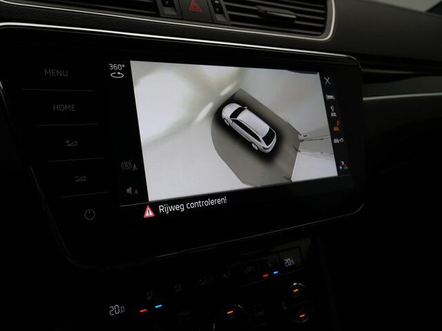Skoda SUPERB Combi 1.4 TSI iV 218 pk Laurint & Klement | Panoramadak | Stoelventilatie | Trekhaak | CANTON sound | 360° camera | Bekleding Leder | Adaptieve onderstelregeling (DCC) | 19 inch