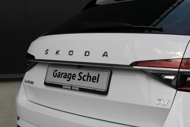 Skoda SUPERB Combi 1.4 TSI iV Style - Pano - Navi - ACC - Camera - Stoel-stuurverwarming - Memory - LED - Rijklaar