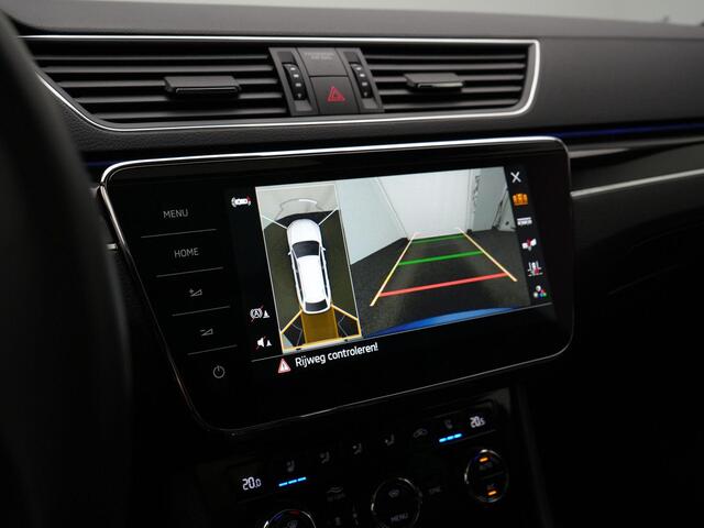 Skoda SUPERB Combi 1.4 TSI 218 pk DSG iV Laurint & Klement | Panoramadak | Stoelventilatie | Adaptieve onderstelregeling (DCC) | Rondomzicht camera | Geheugenstoelen | Trekhaak | Lederen bekleding | Standkachel | 19 inch