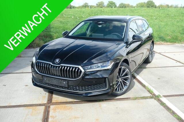 Skoda SUPERB Combi 1.5 TSI PHEV Laurin & Klement | PANO | LEDER | TREKHAAK