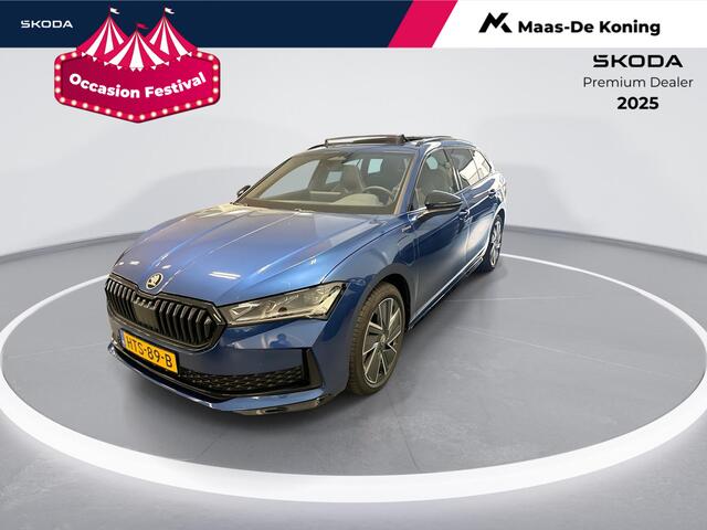 Skoda SUPERB Combi 1.5 TSI 204pk DSG PHEV Sportline Business · Panoramadak · Camera · Elek. Trekhaak · Massage · Elek.Voorstoel · 18'' Inch · Garantie t/m 01-07-2029 of 100.000km
