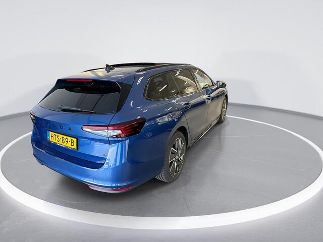 Skoda SUPERB Combi 1.5 TSI 204pk DSG PHEV Sportline Business · Panoramadak · Camera · Elek. Trekhaak · Massage · Elek.Voorstoel · 18'' Inch · Garantie t/m 01-07-2029 of 100.000km