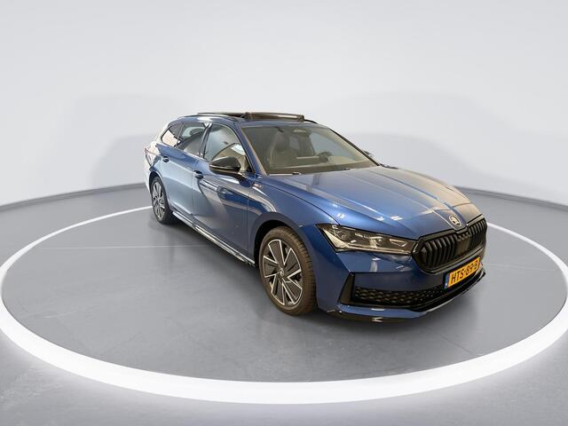 Skoda SUPERB Combi 1.5 TSI 204pk DSG PHEV Sportline Business · Panoramadak · Camera · Elek. Trekhaak · Massage · Elek.Voorstoel · 18'' Inch · Garantie t/m 01-07-2029 of 100.000km