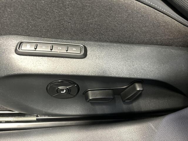 Skoda SUPERB Combi 1.5 TSI 204pk DSG PHEV Sportline Business · Panoramadak · Camera · Elek. Trekhaak · Massage · Elek.Voorstoel · 18'' Inch · Garantie t/m 01-07-2029 of 100.000km