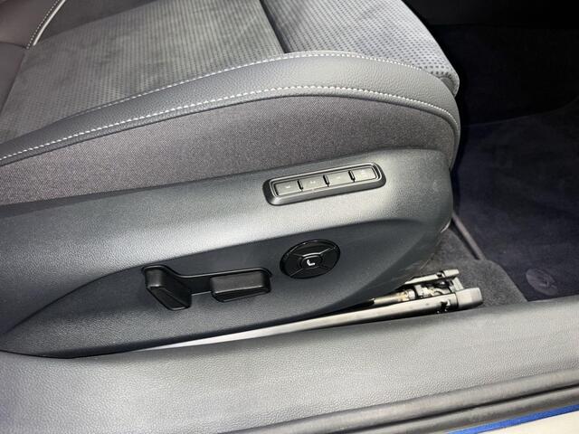 Skoda SUPERB Combi 1.5 TSI 204pk DSG PHEV Sportline Business · Panoramadak · Camera · Elek. Trekhaak · Massage · Elek.Voorstoel · 18'' Inch · Garantie t/m 01-07-2029 of 100.000km