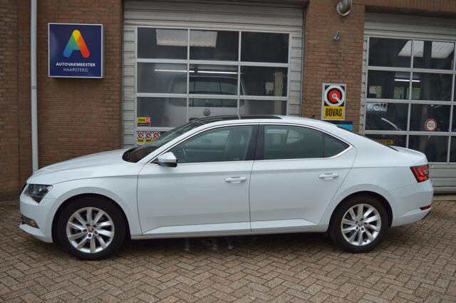 Skoda SUPERB 1.5 TSI ACT Amb. Bns