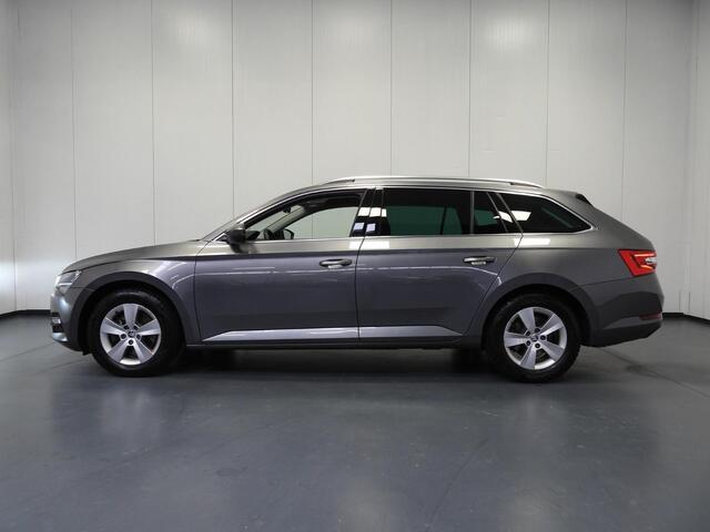 Skoda SUPERB Combi 1.5 TSI Aut. Business Edition NAVI/CAMERA/LED/16"LMV!
