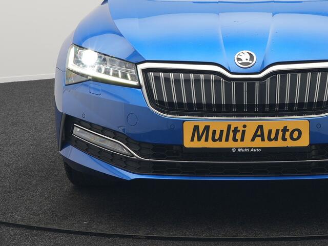 Skoda SUPERB Combi 1.4 TSI iV Laurin & Klement Plug In Hybrid 218pk Dealer O.H PHEV | Panodak | Adaptive Cruise | Lederen Stoelen Memory & Massage & Ventilatie | Canton Audio | Apple Carplay | Stuur & Stoelen Verwarmd | Keyless | Virtual | Navigatie | DAB |