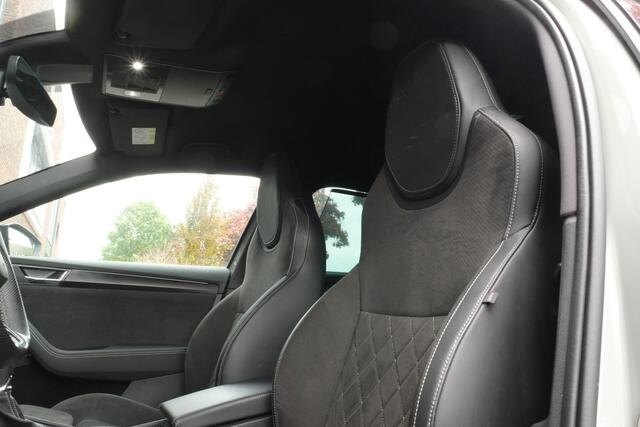 Skoda SUPERB Combi 1.4 TSI iV Sportline Business