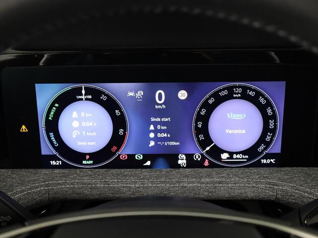 Skoda SUPERB Combi 1.5 TSI PHEV Business Edition 204 PK PHEV | Verlengde garantie | Panorama dak | Trekhaak | 18" Lm velgen |