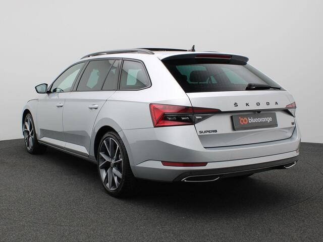Skoda SUPERB Combi 1.4 TSI iV Sportline Business 218PK DSG Pano-Schuifdak, Elektrische Memorystoel, Stoelverwarming, Achteruitrijcamera, Virtual Pedal, Keyless, 19" LM Velgen, Adaptieve Cruise Control