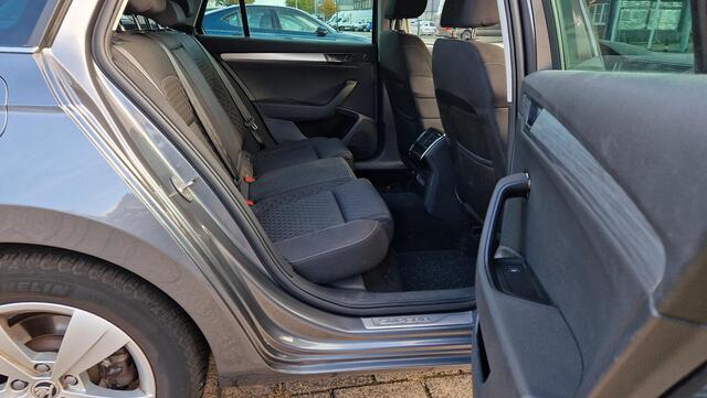 Skoda SUPERB Combi 1.5 TSI ACT Business Edition