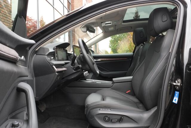 Skoda SUPERB Combi 1.5 TSI iV Laurin & Klement Panoramadak, Trekhaak, Stoelventilatie, 360° Camera