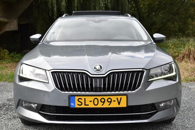Skoda SUPERB Combi TSI ACT 150PK DSG AMBITION BUSINESS TREKHAAK/NAVI/PANORAMADAK