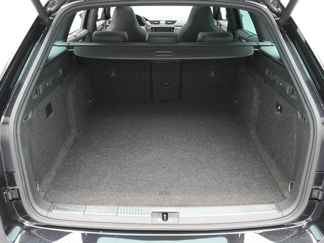 Skoda SUPERB Combi 1.4 TSI iV 204pk Sportline Business Panorama Trekhaak Navigatie Dode hoek ass. 86