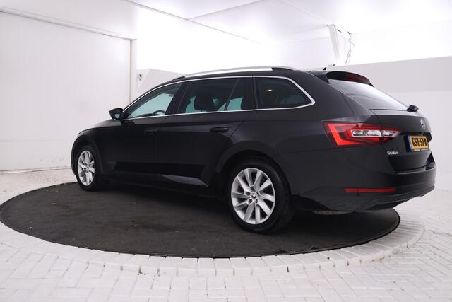 Skoda SUPERB Combi 1.5 TSI ACT Sportline Business Camera, Stoelverwarming, Panorama schuif/kantel, Apple Carplay