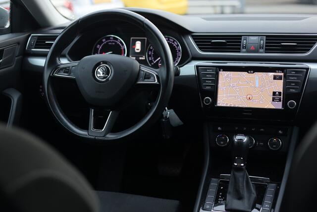 Skoda SUPERB Combi 1.4 TSI ACT AUTOMAAT | NAVI | CARPLAY | TREKHAAK
