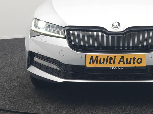 Skoda SUPERB Combi 1.4 TSI iV Sportline Plug In Hybrid 218pk Dealer O.H PHEV | Trekhaak Af Fabriek | Panodak | Adaptive Cruise | Camera | Alcantara Sportstoelen Memory & Verwarmd | Apple Carplay | Navigatie | Crystal LED | Sportstuur Vewarmd | Virtual | DAB |