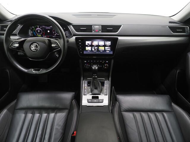 Skoda SUPERB Combi 1.4 TSI iV 218PK Style | Leder | Trekhaak | Adaptive Cruise | Virtual | Keyless | Memory | Carplay