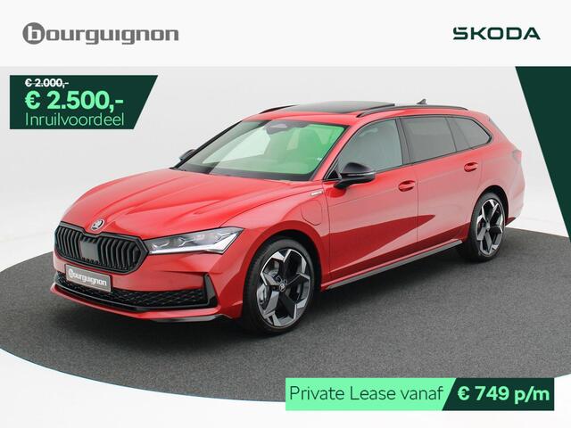 Skoda SUPERB Combi Sportline Business 1.5 TSI PHEV 204 PK | Panoramadak | Trekhaak | Head-up display | Stoelverwarming voor en achter
