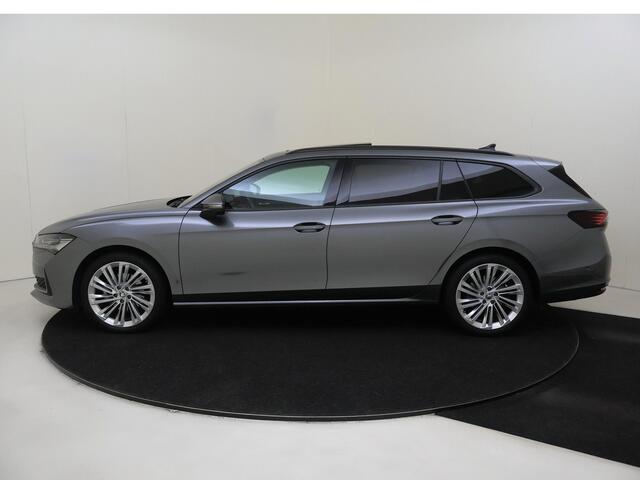 Skoda SUPERB Combi 1.5 TSI MHEV First Edition | Leder | Stoelverwarming | Stoelventilatie | Panoramadak | Massage voorstoelen | LED Matrix | Keyless |