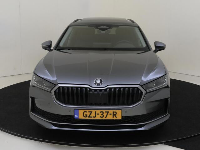 Skoda SUPERB Combi 1.5 TSI MHEV First Edition | Leder | Stoelverwarming | Stoelventilatie | Panoramadak | Massage voorstoelen | LED Matrix | Keyless |