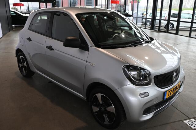 Smart FORFOUR 1.0 Business Solution Airco Elektrisch Pakket Lichtmetaal Rijklaarprijs Inruil Mogelijk!