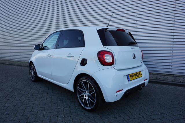 Smart FORFOUR 1.0 T BRABUS AUTOMAAT 1e Eigenaar / Navi / Cruise / Camera / NAP