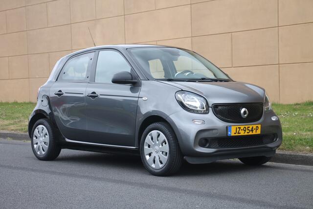Smart FORFOUR 1.0 Pure