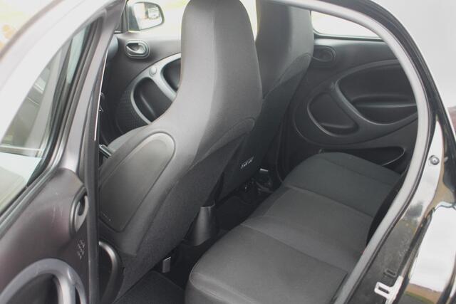 Smart FORFOUR 1.0 Pure