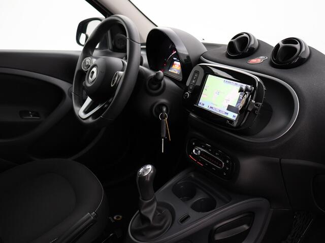 Smart FORFOUR 1.0 PASSION MAT GRIJS + PANORAMADAK | NAVIGATIE | CLIMATE | CRUISE | LMV | PRIVACY GLASS