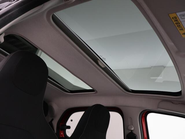 Smart FORFOUR 1.0 PASSION MAT GRIJS + PANORAMADAK | NAVIGATIE | CLIMATE | CRUISE | LMV | PRIVACY GLASS