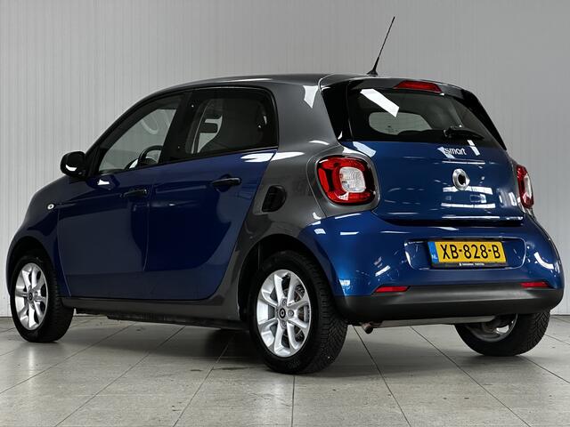 Smart FORFOUR 1.0 Business Solution/ 15'' LMV/ Clima/ Cruise/ Elek. pakket/ Isofix/ Bluetooth/ Multi. Stuur/ AUX & USB/ LED Dagrijverl.