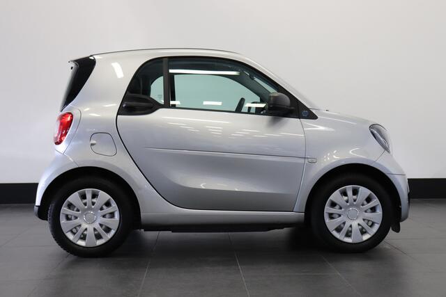 Smart FORTWO EQ Comfort 60KW | A/C Climate | Cruise | Stoel verw. | ¤ 10.950,- Incl. BTW