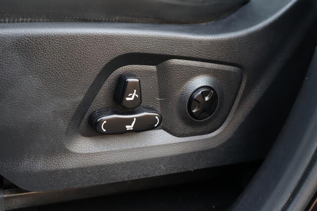 Ssangyong REXTON 2.2 e-XDi Sapphire | Stoel/Stuur verwarming | Camera | 4x4 | Lederenbekleding | 20 Inch Lichtmetalen velgen |