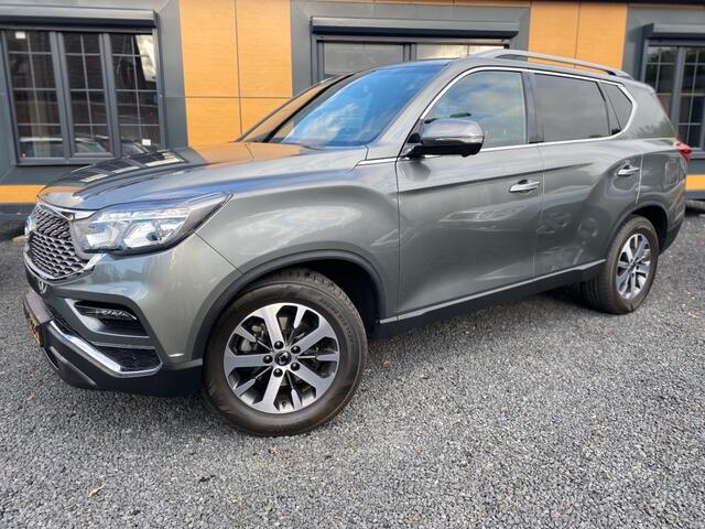 Ssangyong REXTON 2.2 E-XDI SAPPHIRE FULL Options slechts 34DKM NL AUTO 3500KG Gri
