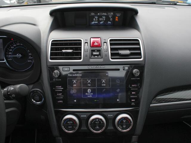 Subaru FORESTER 2.0 Premium | Adap. Cruise | Leder| Panodak | Trekhaak