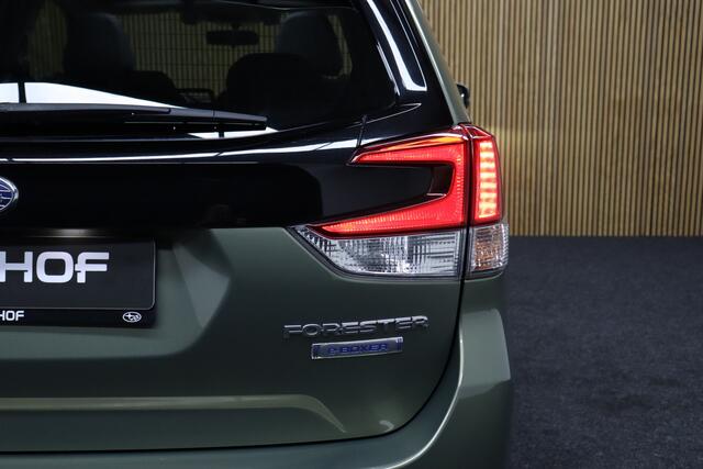 Subaru FORESTER 2.0i e-BOXER First Edition AWD | Panoramadak | Adaptive-cruise | Trekhaak | Leder | Camera | Clima | Elek. Achterklep | EyeSight | Apple Carplay & Android Auto | Keyless | Dodehoekdetectie