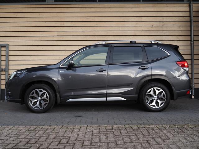 Subaru FORESTER 2.0i e-BOXER Luxury - Dealer onderhouden