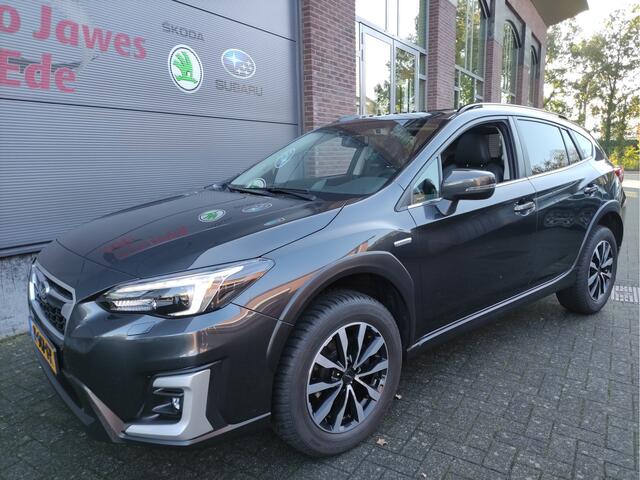 Subaru XV 2.0i e-BOXER Premium Schuif-/Kanteldak - Leder - Achteruitrijcamera - Adaptieve Cr.control