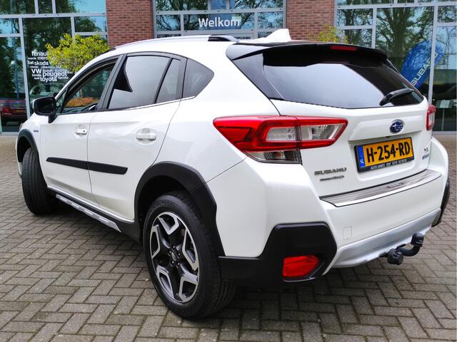 Subaru XV 2.0i e-BOXER Premium Trekhaak - Leder - Schuif-/Kanteldak - Dodehoek detectie - NL auto