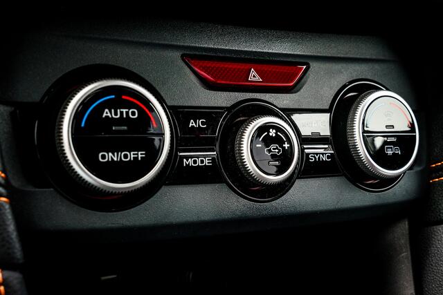 Subaru XV 1.6i 114 PK Comfort AWD CVT AUTOMAAT RIJKLAAR. | Hoge zit | Camera | Clima | Led Verl | Navigatie | Stoel Verwarming |