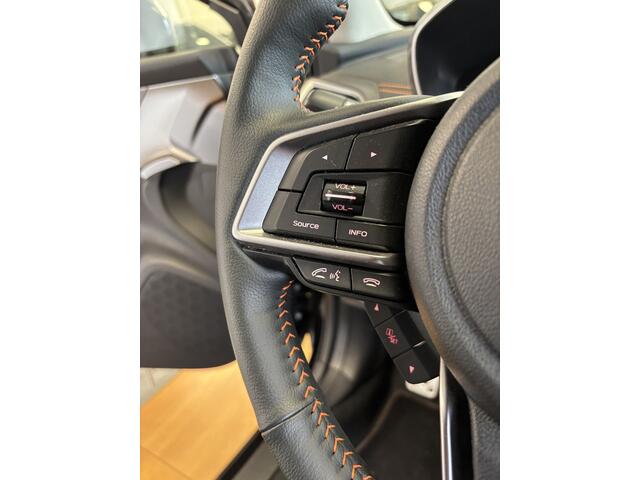 Subaru XV 1.6i Luxury CARPLAY- STUUR+STOEL VERW - CAMERA - KEYLESS