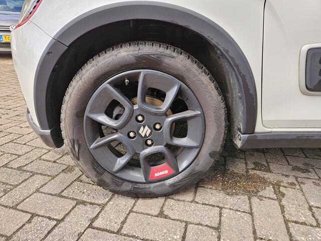 Suzuki IGNIS 1.2 Smart Hybrid NAVI TEL ECC LM CC KEYLESS