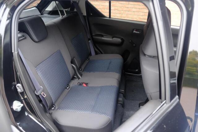 Suzuki IGNIS 1.2 83pk Smart Hybrid Select | App Connect | Airco | Camera | Stoelverwarming | 16" velgen