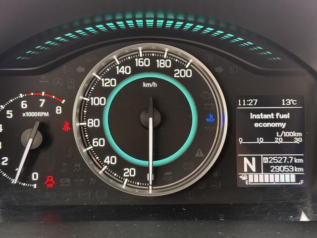 Suzuki IGNIS 1.2 Stijl / Clima / Stoelverwarming / Navigatie / Camera / Keyless